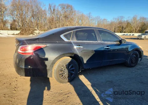 2014 Nissan Altima 2.5 из США, поврежденный, VIN 1N4AL3AP2EN205280